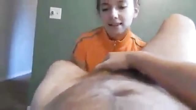 Massaggiami il cazzo sorella